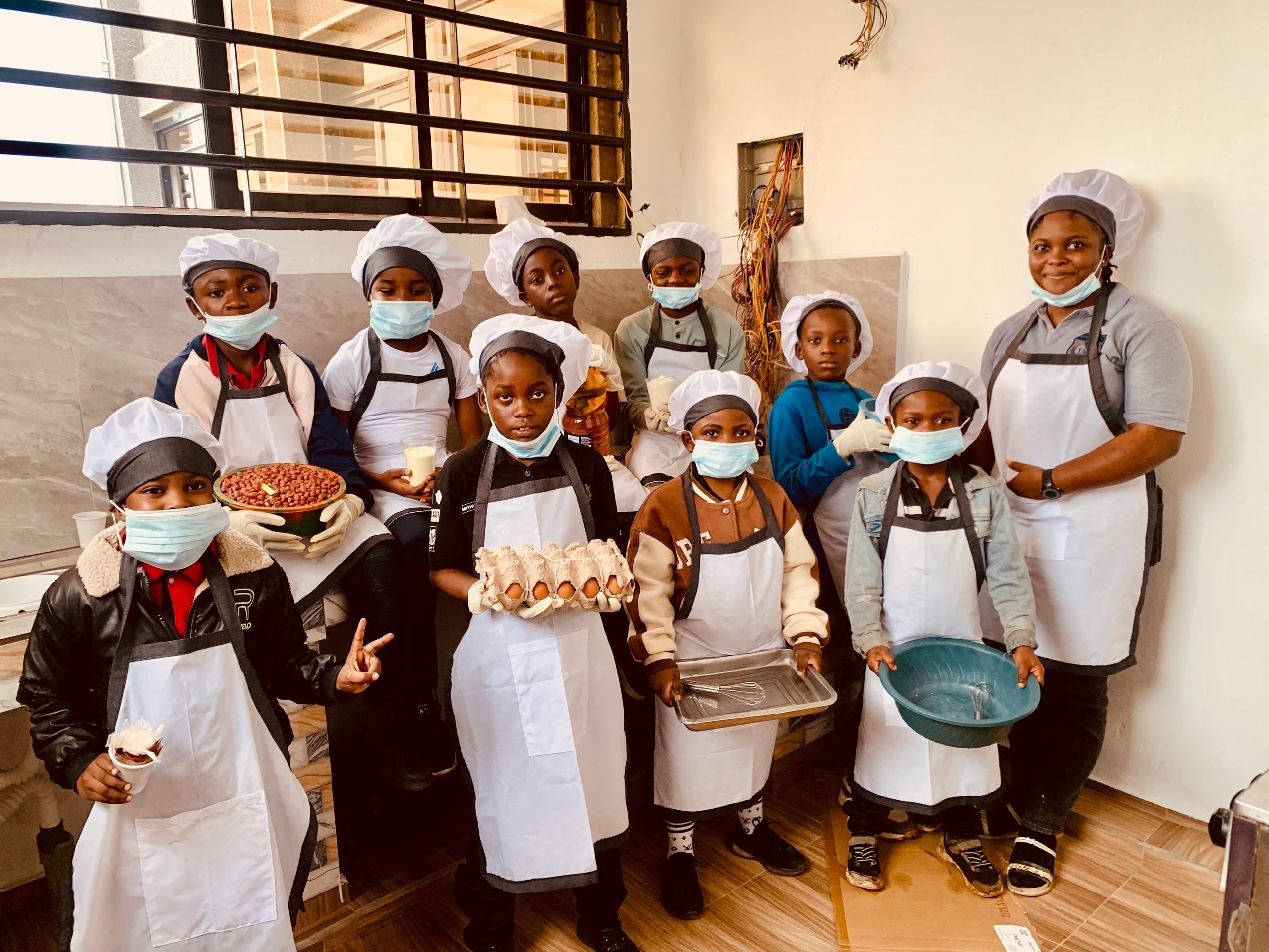Hands-on baking activity with students and parents